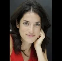 배우인 이브 두란코의 대표 이미지