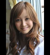 배우인 키구치 아야의 대표 이미지