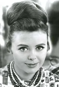 배우인 데보라 웰리의 대표 이미지