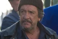 배우인 올랜도 코스타의 대표 이미지