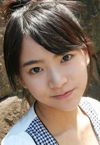 배우인 하즈키 아이의 대표 이미지