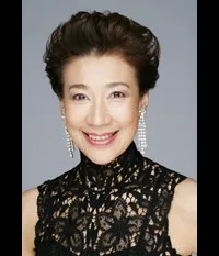 영화배우인 마에다 비바리의 대표 이미지