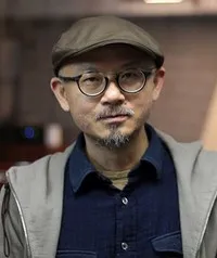 감독, 각본, 편집인 진굉일의 대표 이미지