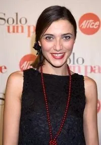 영화배우인 안나 포글리에타의 대표 이미지