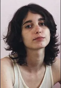 배우인 마야 마론의 대표 이미지