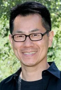 감독, 제작/기획, 각본, 편집, 촬영인 아서 동의 대표 이미지