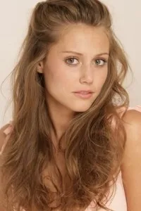 배우인 줄리아나 귈의 대표 이미지