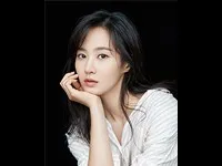 가수, 탤런트인 유리의 대표 이미지