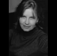 배우인 제네비에브 음니히의 대표 이미지