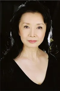 배우인 아코의 대표 이미지