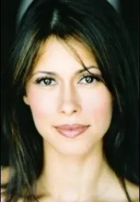 영화배우인 안젤라 고츠의 대표 이미지