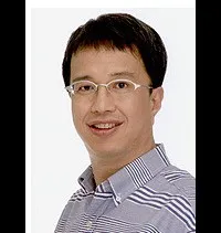 배우인 코미야 타카야스의 대표 이미지