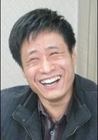 감독인 강호규의 대표 이미지