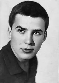 배우인 알렉세이 록테프의 대표 이미지