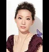 배우, 모델인 왕원원의 대표 이미지