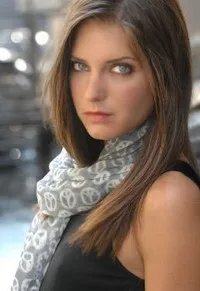 영화배우인 저스틴 웨치스버거의 대표 이미지