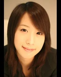 성우인 코시미즈 아미의 대표 이미지