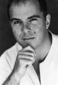 성우, 음악인 게리 마틴의 대표 이미지