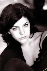 영화배우, 가수인 소코의 대표 이미지