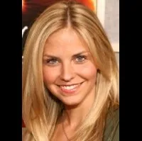 배우인 니키 그리핀의 대표 이미지