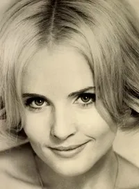 배우인 마리-프랑스 보예르의 대표 이미지