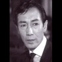 배우인 정군면의 대표 이미지