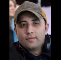 제작/기획, 각본, 감독인 에밀로 페라리의 대표 이미지
