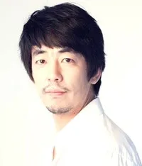연극배우인 정충구의 대표 이미지