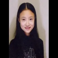 배우인 니시타니 세이라의 대표 이미지