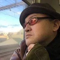 배우, 감독인 나카타 케이의 대표 이미지