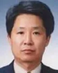공무원인 엄명호의 대표 이미지