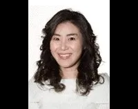 연극배우인 박초롱의 대표 이미지