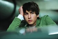 스턴트맨, 배우인 애쉬톤 모이오의 대표 이미지