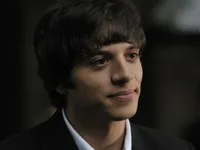 영화배우인 디미트리 레오니다스의 대표 이미지