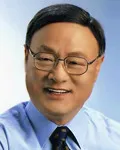 변호사, (전직)정무직공무원인 김중권의 대표 이미지