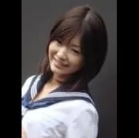 배우인 카나이 아야의 대표 이미지