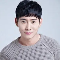 영화배우인 유재훈의 대표 이미지