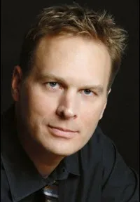 배우, 감독, 각본인 J. 리체이 내쉬의 대표 이미지