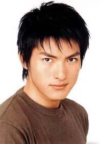 배우인 와키자키 토모히토의 대표 이미지