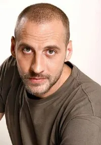 영화배우인 프레드 테스토의 대표 이미지