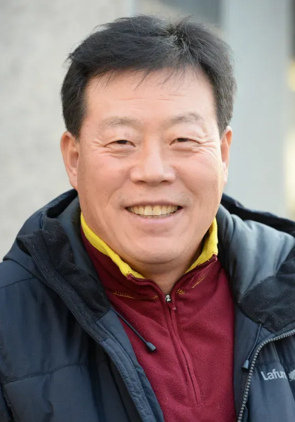 산악인인 허영호의 대표 이미지
