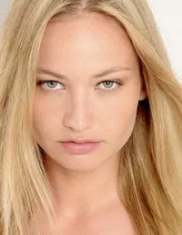 배우인 안카 라디치의 대표 이미지