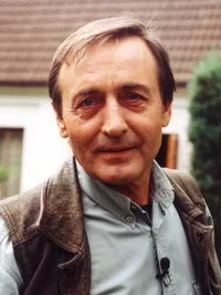 배우인 미할 도콜로만스키의 대표 이미지