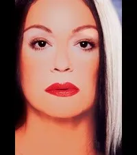 배우인 마야 사블리이츠의 대표 이미지