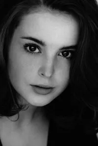 영화배우인 엘리자베스 라이스의 대표 이미지