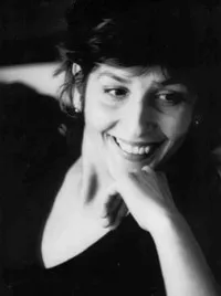 영화배우인 엘비라 민게즈의 대표 이미지