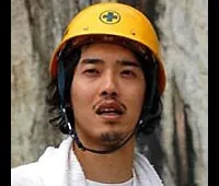 배우인 이타쿠라 요시유키의 대표 이미지