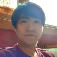 감독, 각본, 편집인 박성림의 대표 이미지