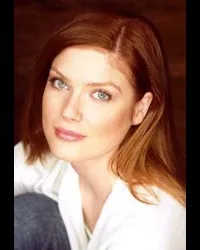 배우인 에이미 프라이스-프랜시스의 대표 이미지