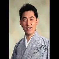 배우인 미즈키 다이스케의 대표 이미지